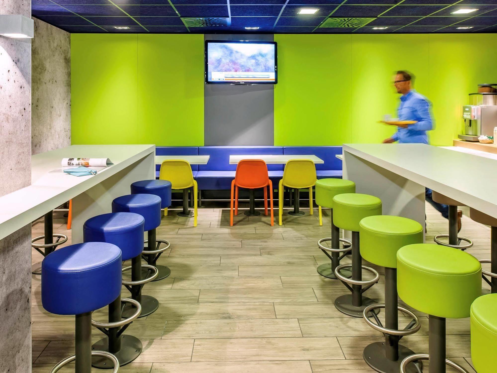 Ibis Budget Hyères Exterior foto
